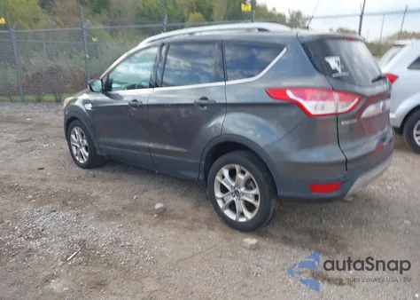 2015 Ford Escape Titanium из США, поврежденный, VIN 1FMCU0JX4FUB46587
